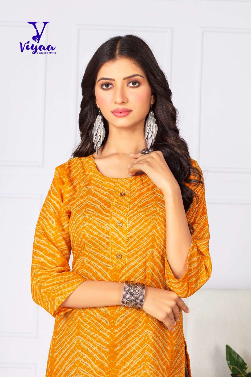 VIYAA DESIGNER HETVI Kurti Wholesale catalog