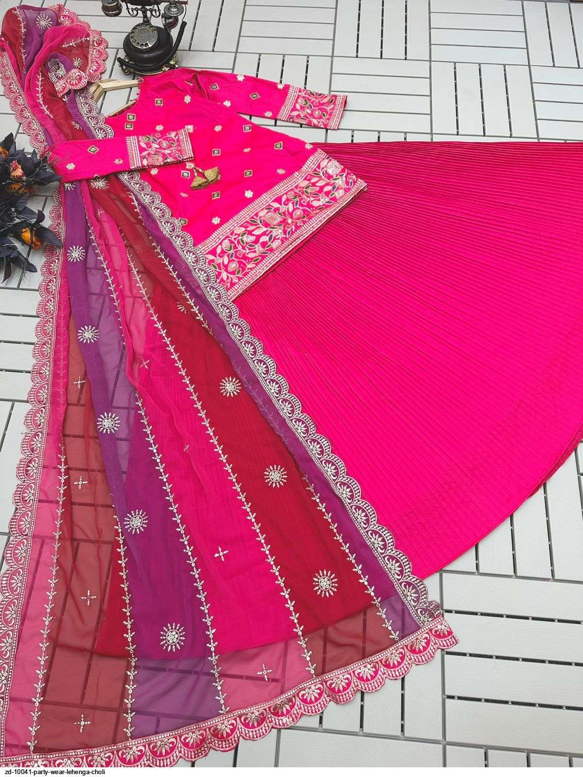 ZD 10041 PARTY WEAR LEHENGA CHOLI Wholesale catalog