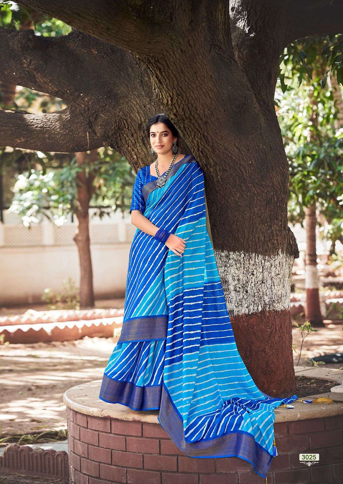 Kashvi Lehariya Printed Casual Wear Sarees Wholesale catalog