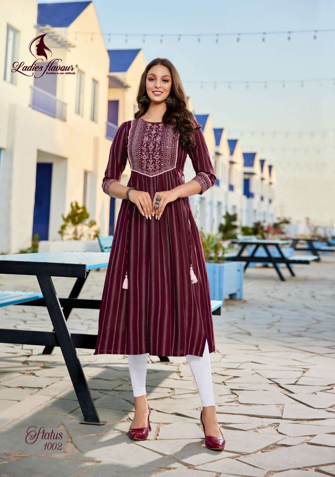 Ladies Flavour Status Kurti Wholesale catalog