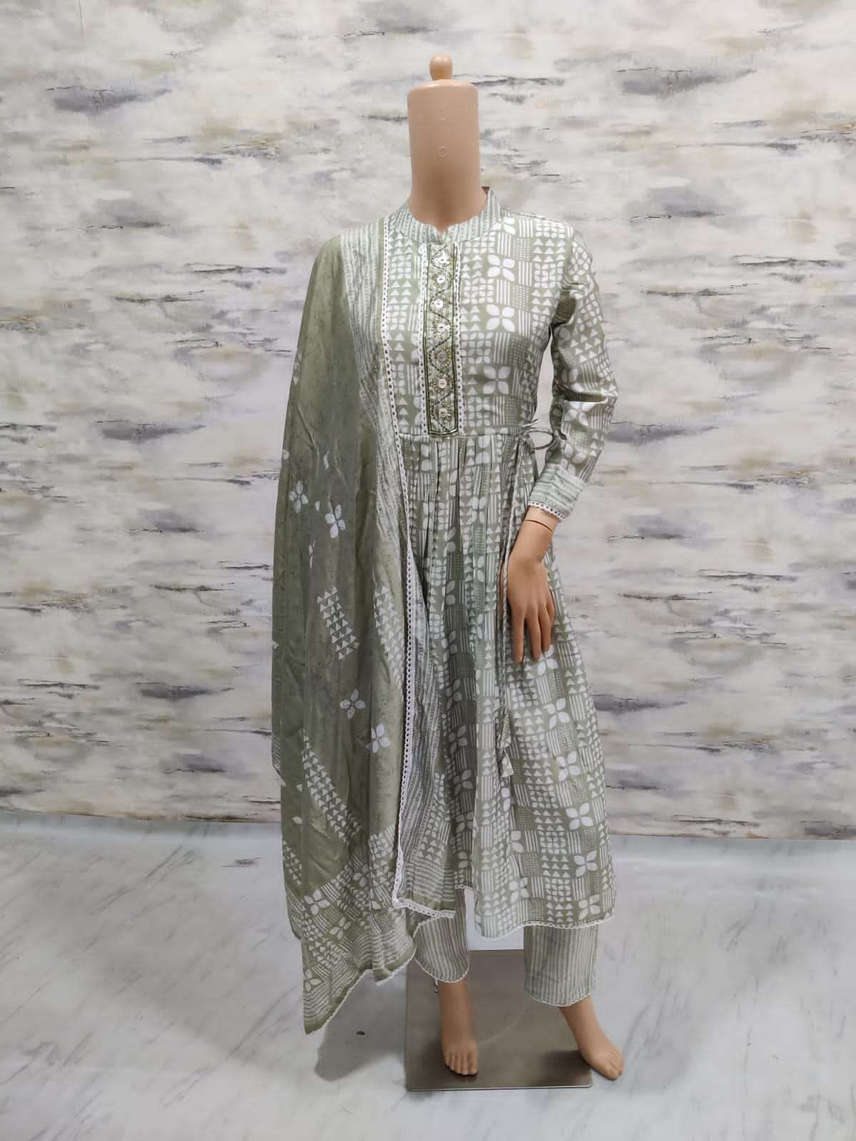 NAYLA RAAS CHANDERI PRINT Kurti Wholesale catalog