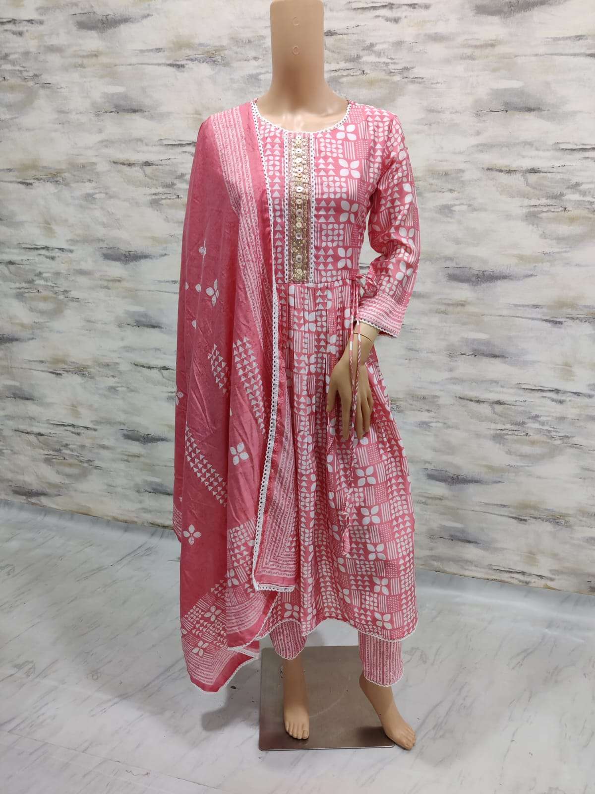 NAYLA RAAS CHANDERI PRINT Kurti Wholesale catalog