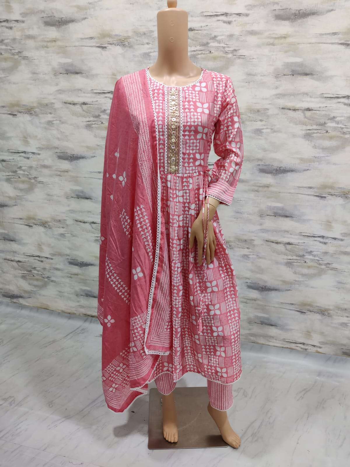 NAYLA RAAS CHANDERI PRINT Kurti Wholesale catalog