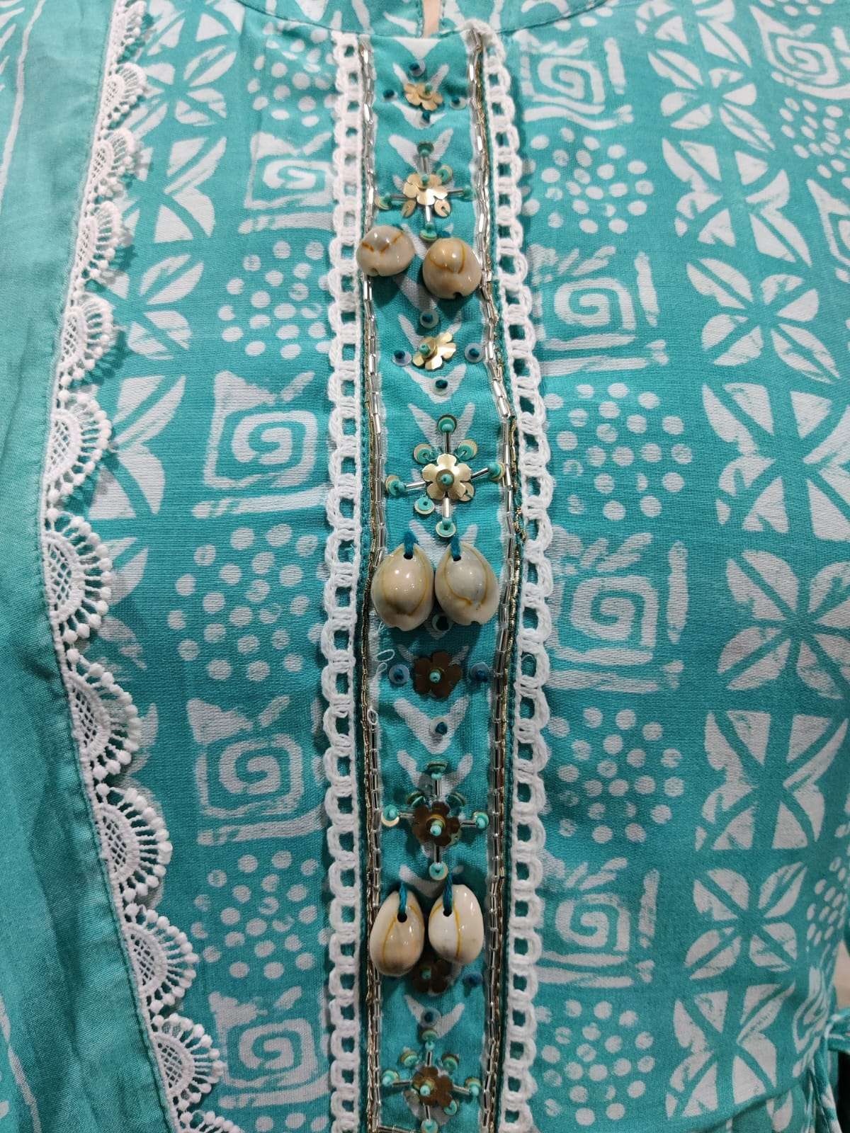 NAYLA RAAS CHANDERI PRINT Kurti Wholesale catalog