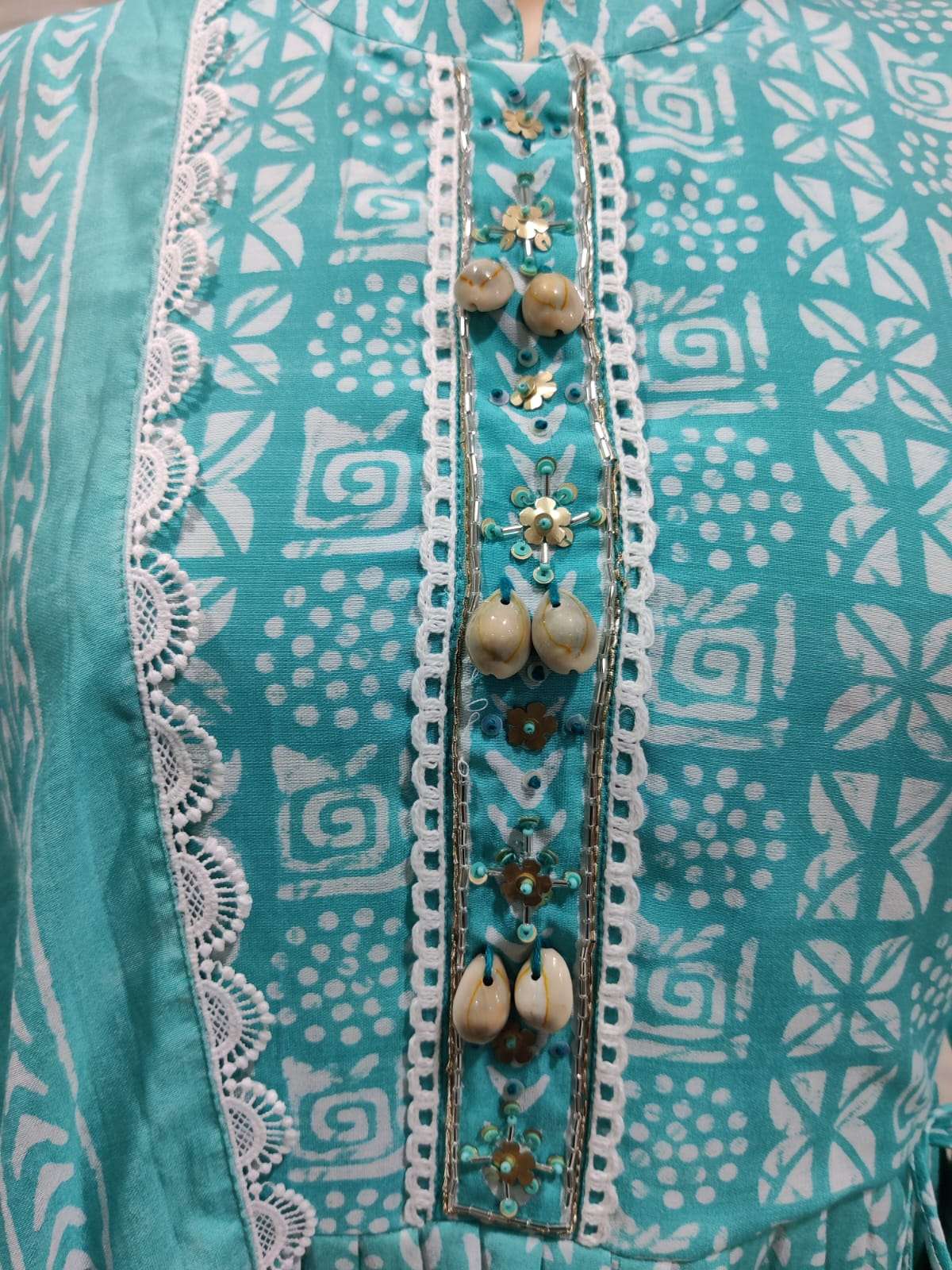 NAYLA RAAS CHANDERI PRINT Kurti Wholesale catalog