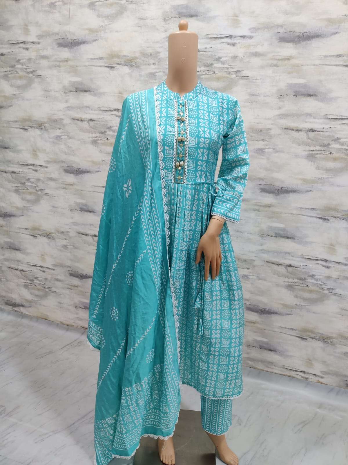 NAYLA RAAS CHANDERI PRINT Kurti Wholesale catalog