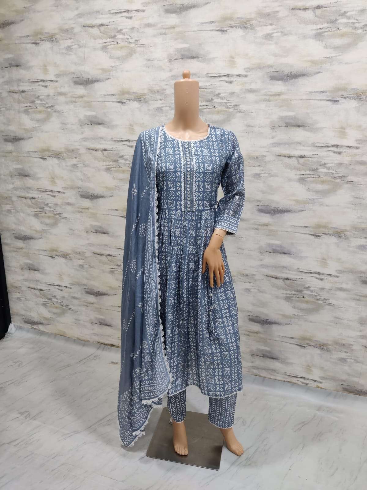 NAYLA RAAS CHANDERI PRINT Kurti Wholesale catalog