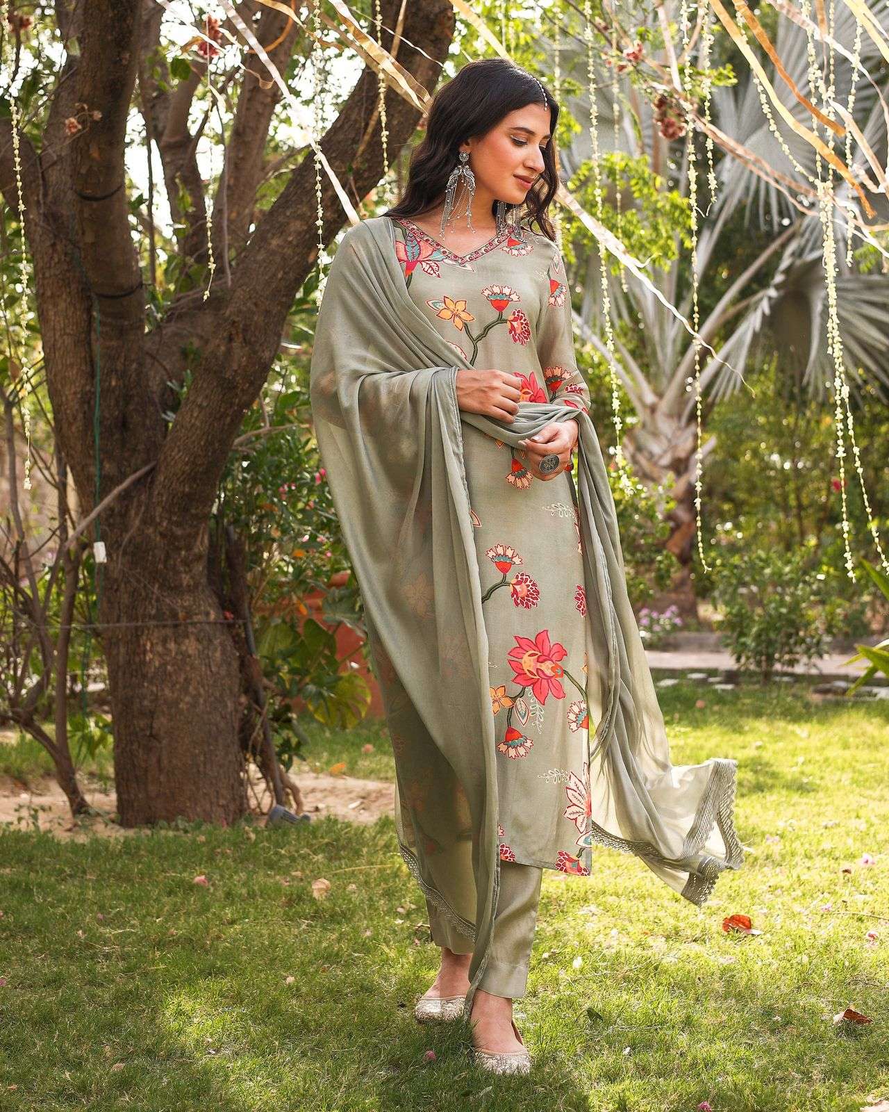 New Launch Maslin mehndi KURTI Wholesale catalog