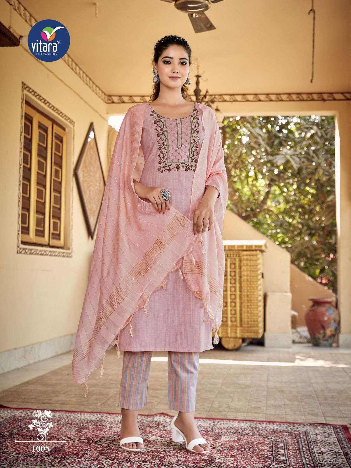 vitara fashion MAJENTO Kurti Wholesale catalog