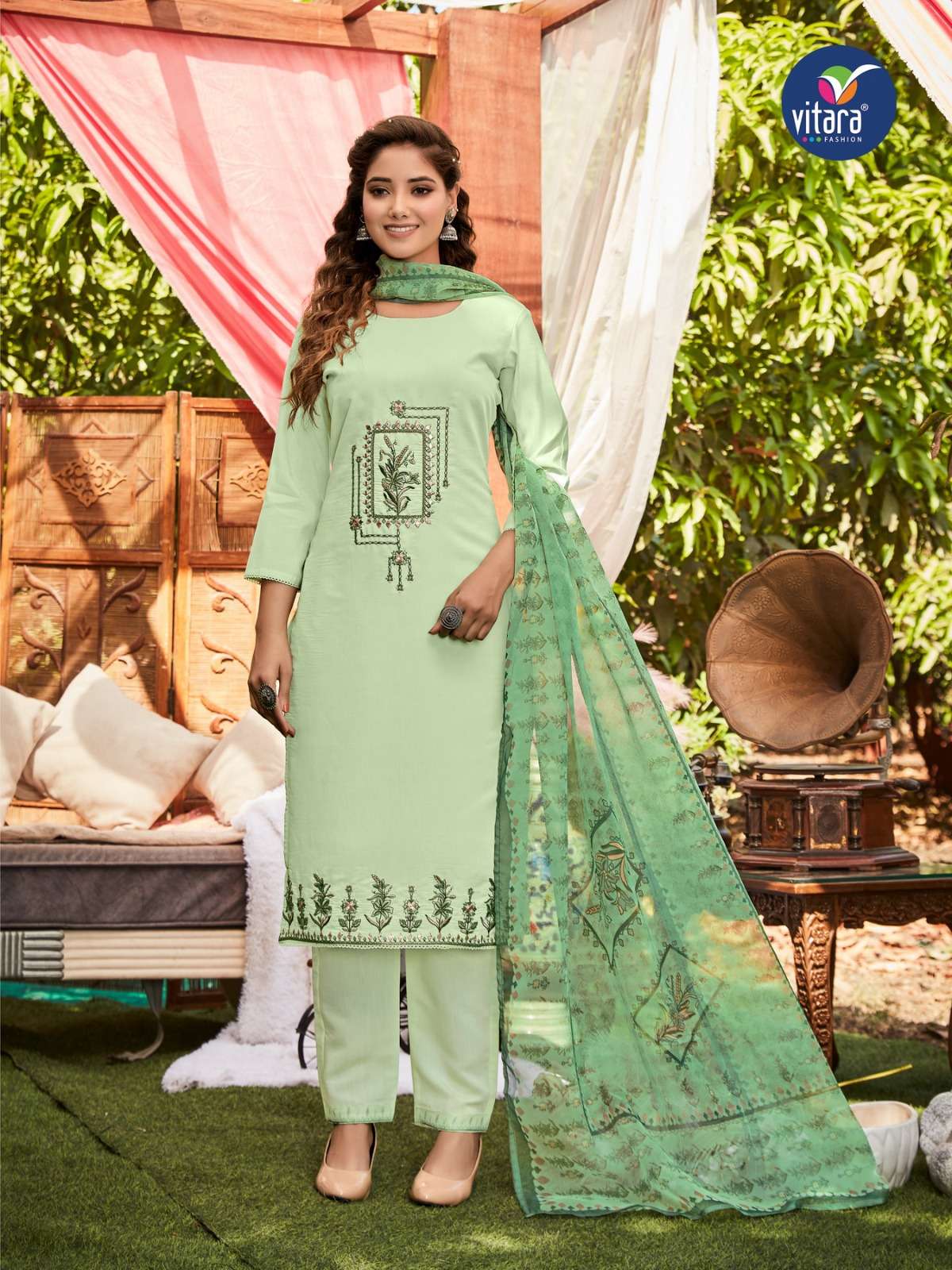 Vitara fashion RANGAT Kurti Wholesale catalog