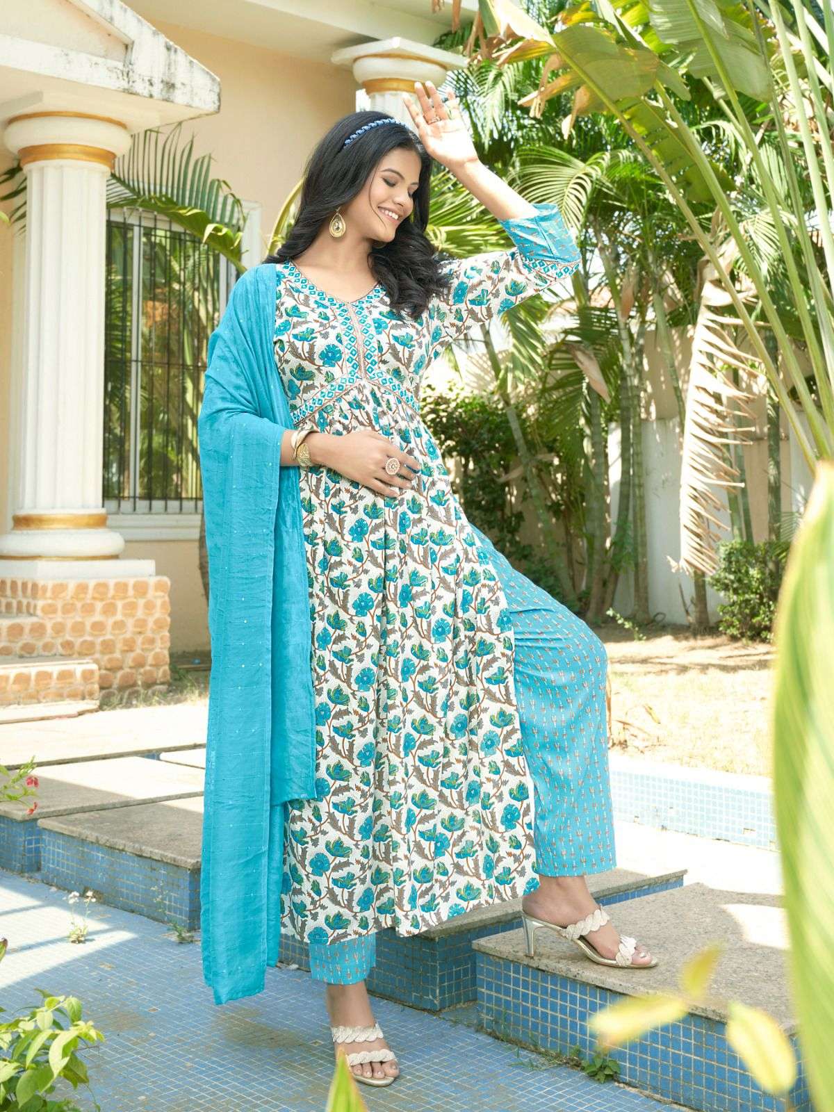 Vitara fashion SENTOSA Kurti Wholesale catalog
