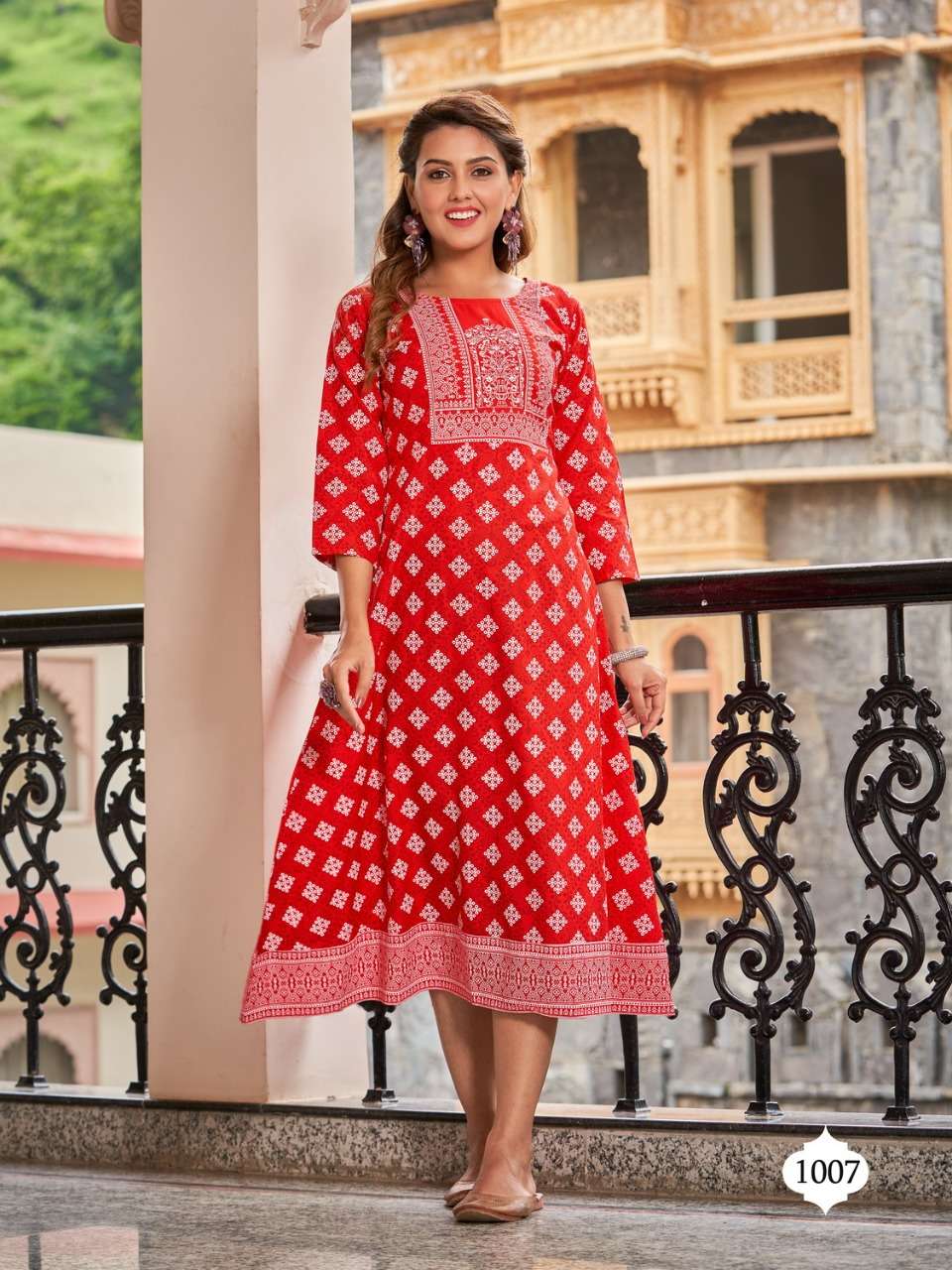 VIYAA DESIGNER LILLY V1 Kurti Wholesale catalog