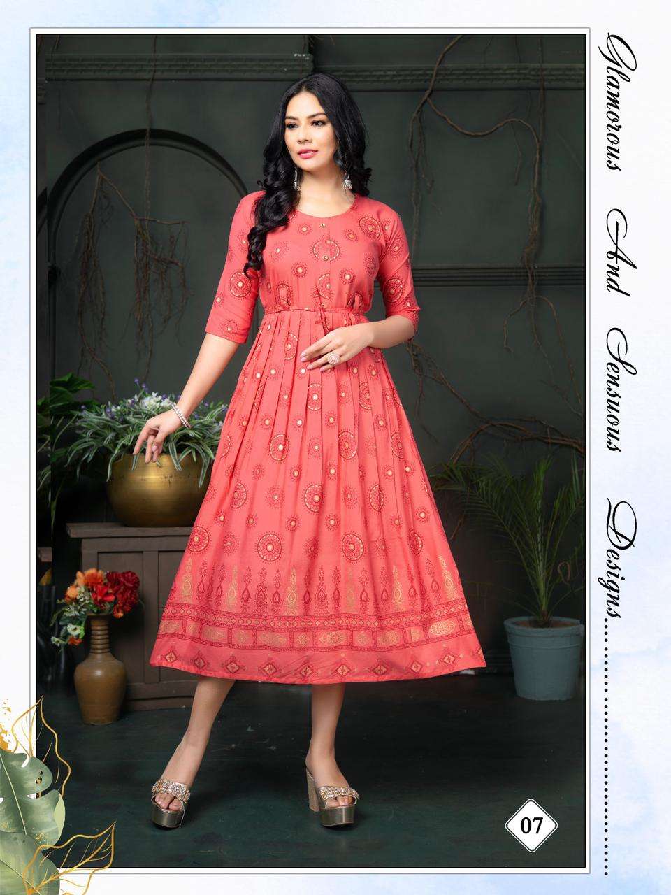 STYLISH HEAVY PLAIN COTTON KURTI Stunning catalog Rehmat Boutique