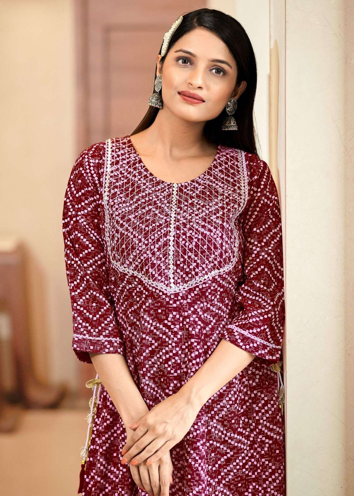 MALLIPOO-1 HEAVY RAYON GOLD KHADI PRINT Kurti Wholesale catalog