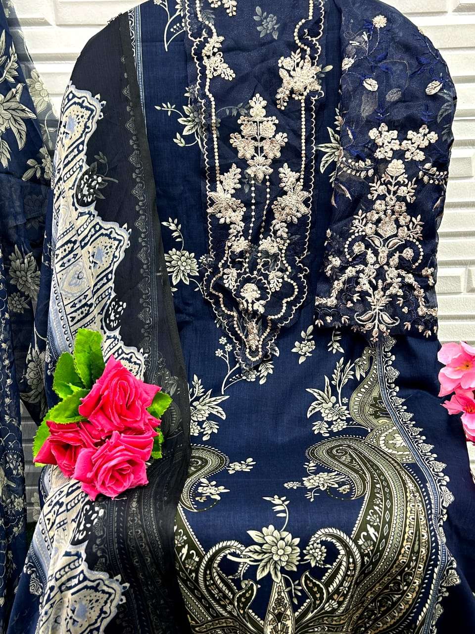 AASHA DESIGNER MARIA B M PRINT LAWAN Salwar Kameez Wholesale catalog