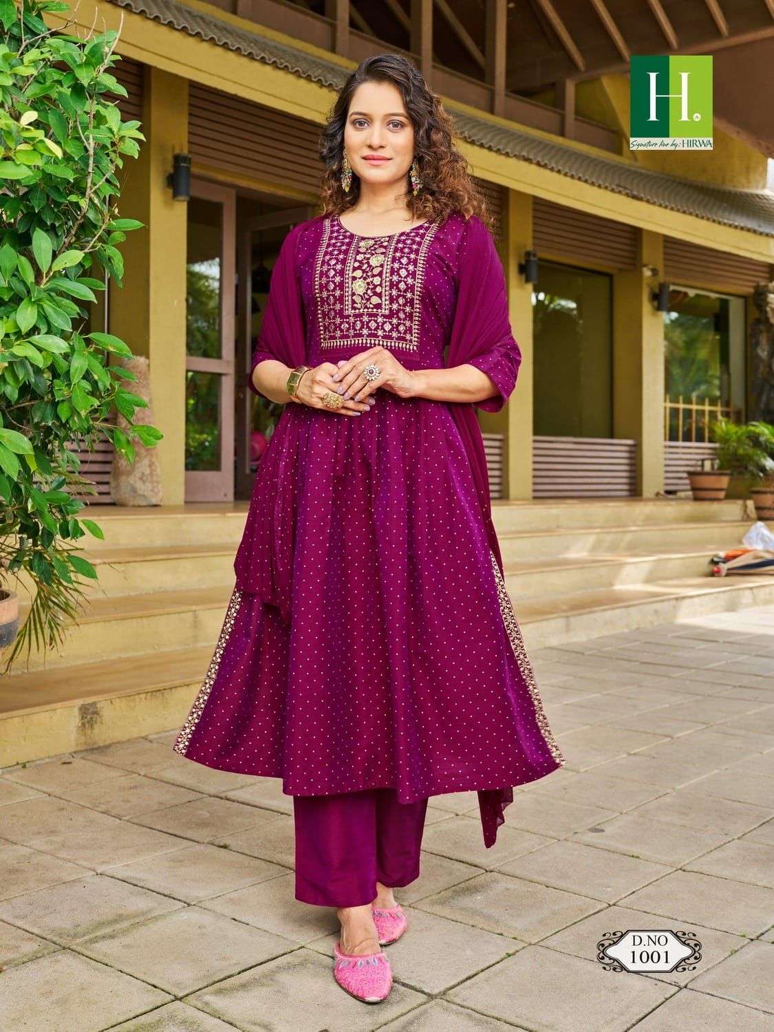 HIRWA  SINDOOR Naira cut Kurti Wholesale catalog