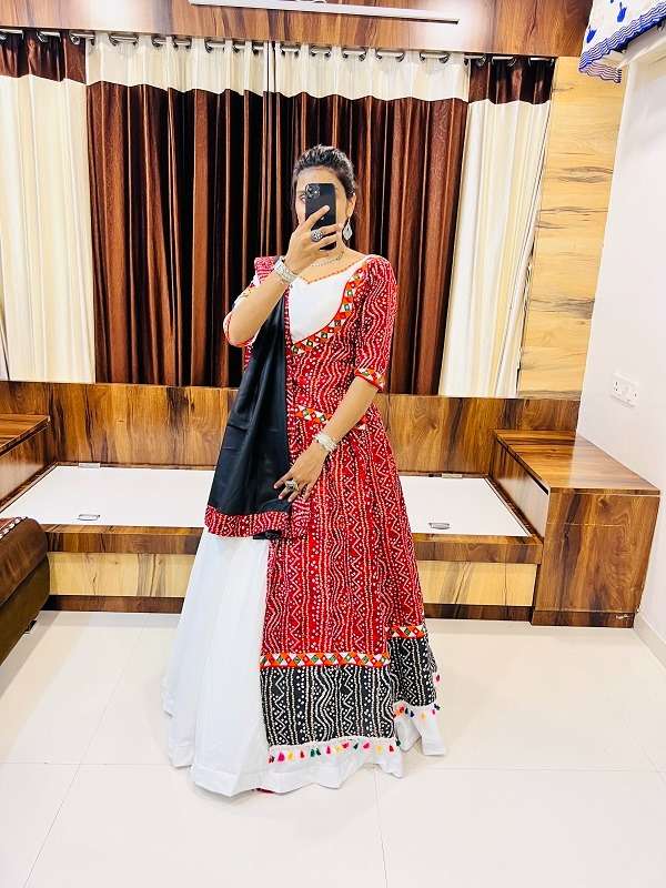 NAVRATRI AWY 7046 CHANIYA CHOLI COLLECTION Lehenga Choli Wholesale catalog