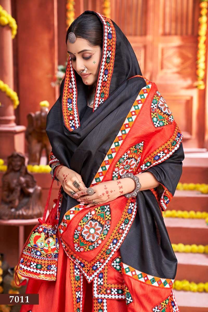 NAVRATRI CHANIYA CHOLI 7011 RAJWADI VOL - 3 Lehenga choli Wholesale catalog