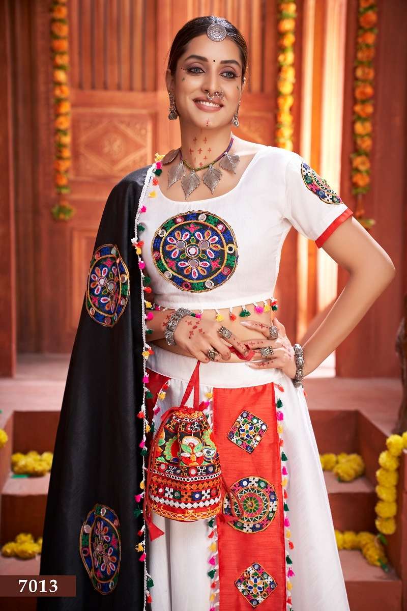 NAVRATRI CHANIYA CHOLI 7013 RAJWADI VOL - 3 Lehenga choli Wholesale catalog