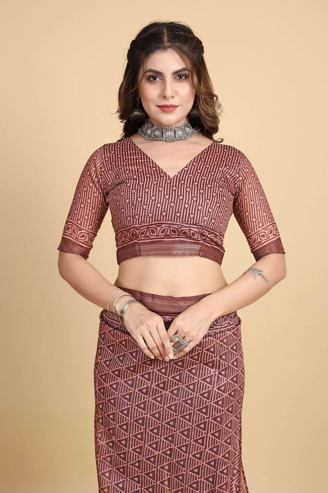 Rangkaat Women Saree With Blouse Wholesale catalog