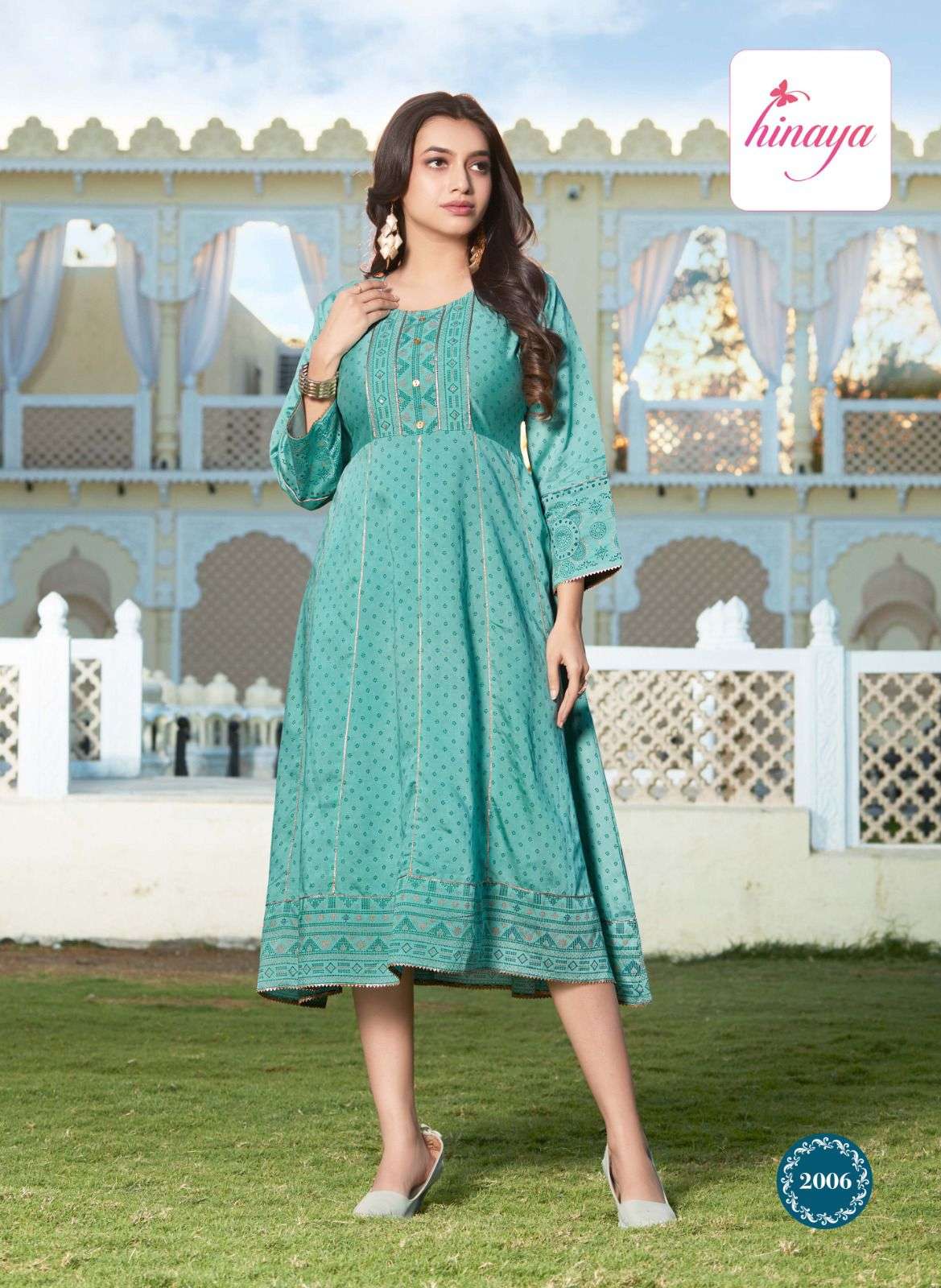 GULABI DORI CHANDERI SILK GREEN SUIT SET – Gulabi Dori