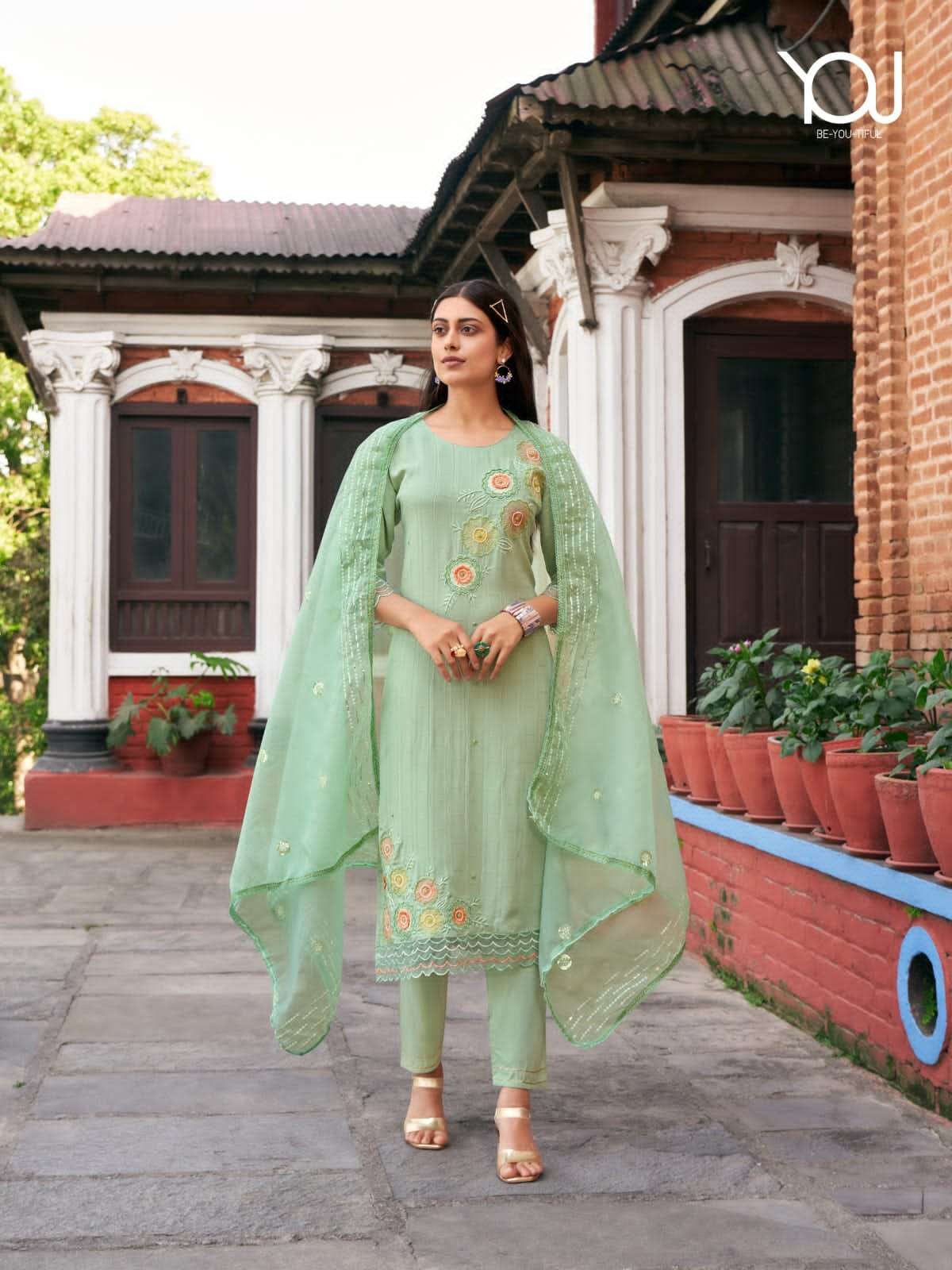 Wanna Saachi Rayon Kurti Wholesale catalog