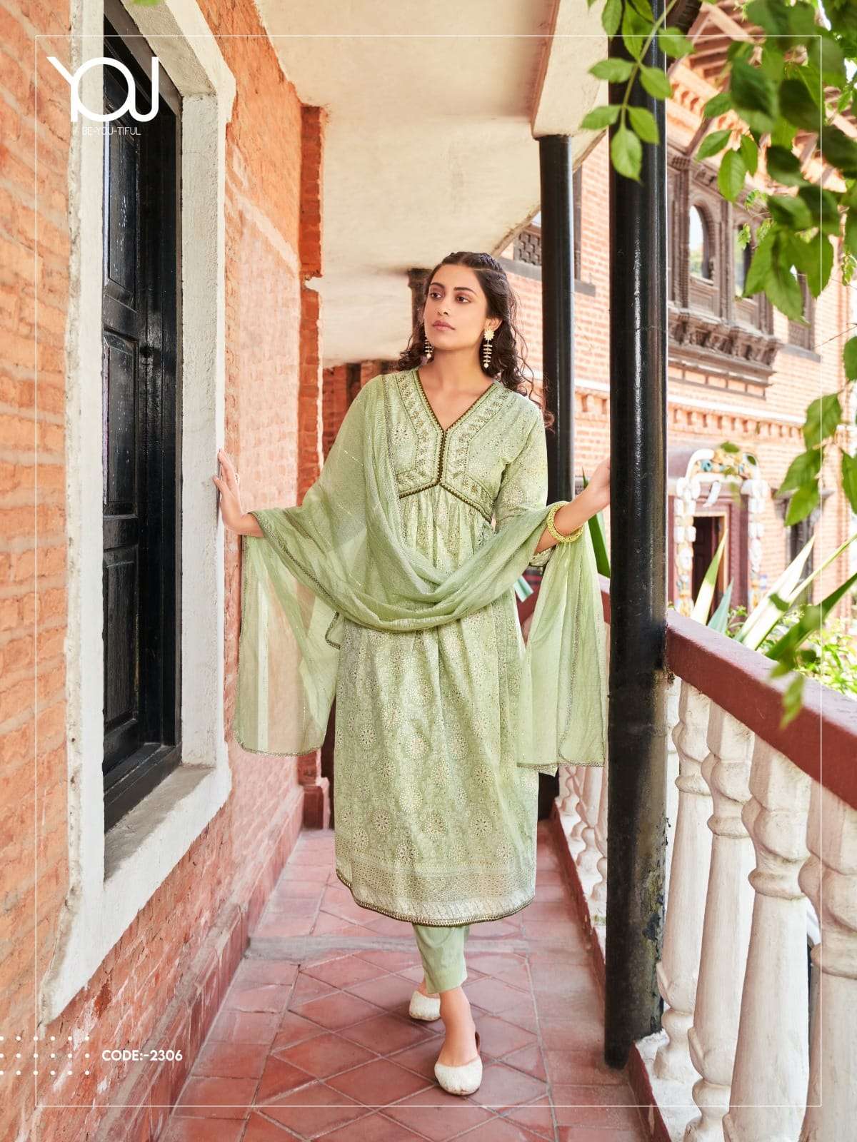 Wanna Siya Alia Cut Desiger Kurti Wholesale catalog
