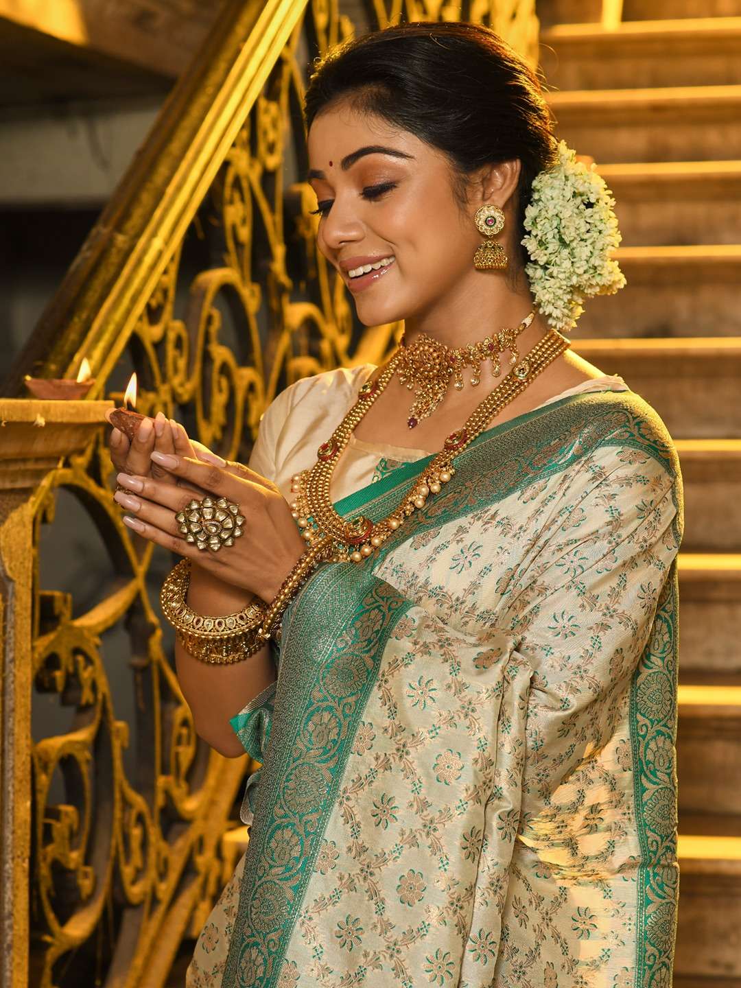 BUNAWAT MINAKARI SILK Banarasi Silk Saree Wholesale catalog