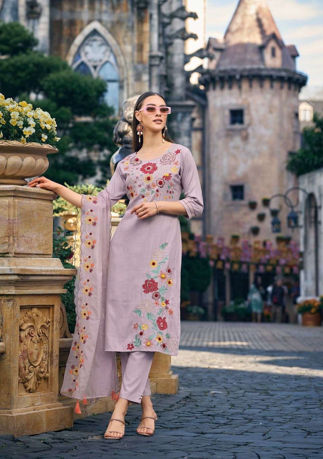 KAILEE FASHION FLUER VOL -4 Kurti Wholesale catalog