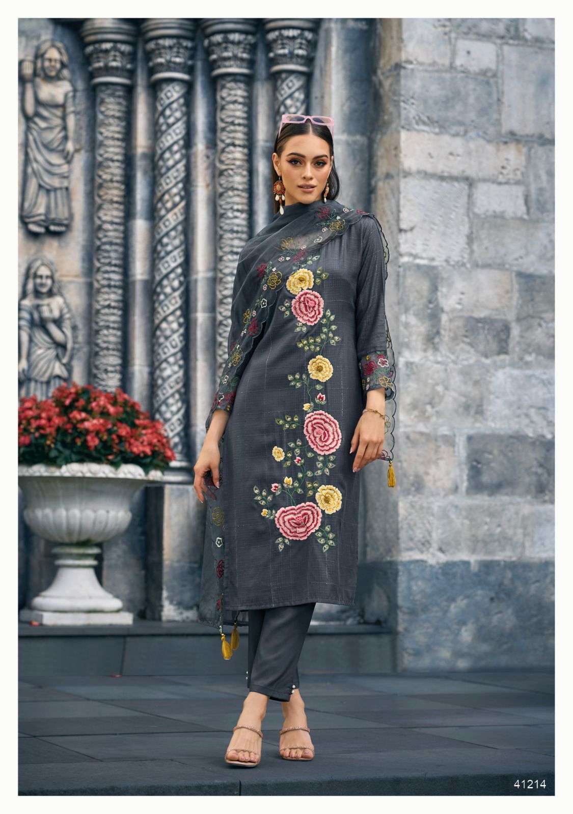 KAILEE FASHION FLUER VOL -4 Kurti Wholesale catalog