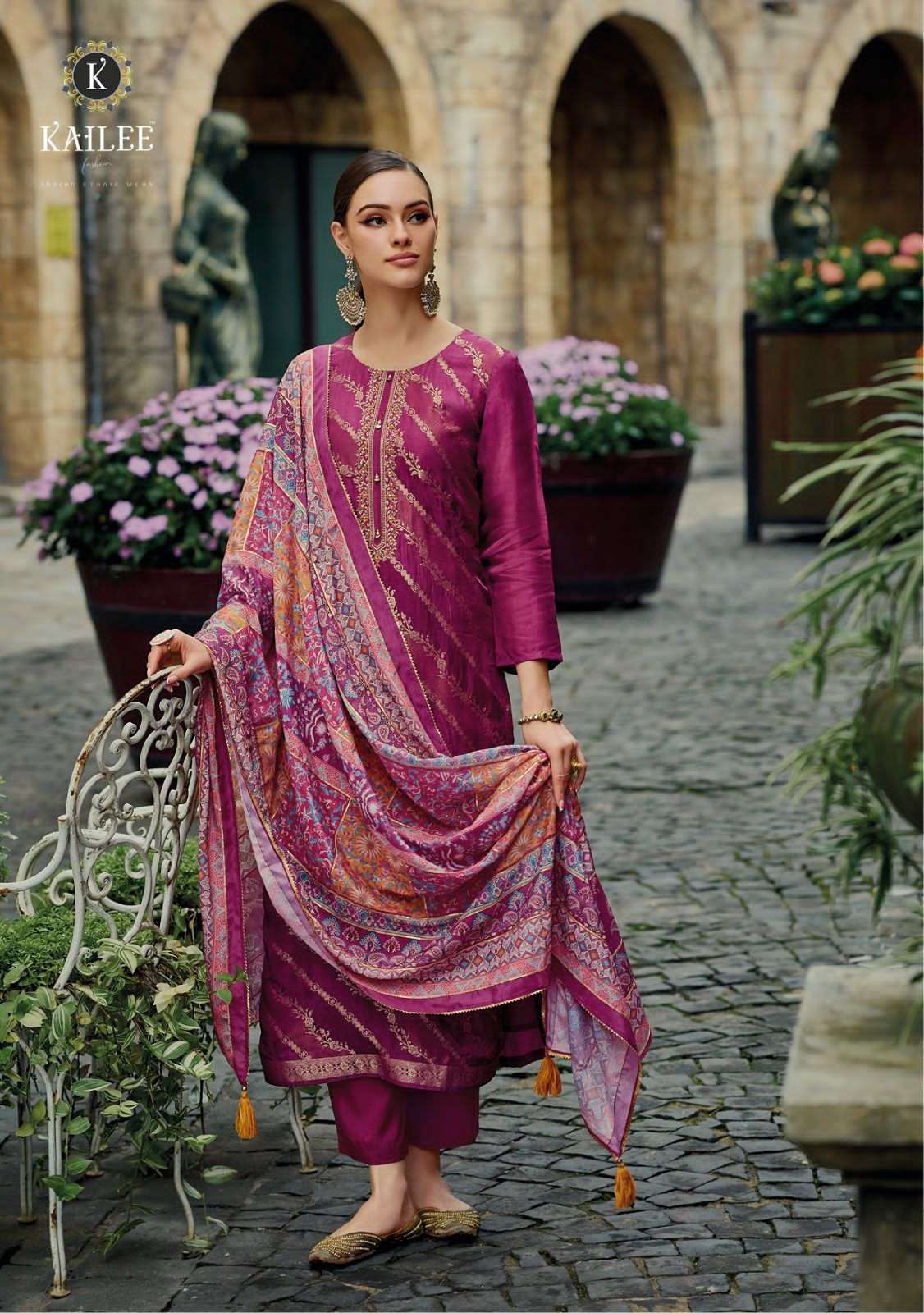 KAILEE FASHION PEARL Kurti Wholesale catalog