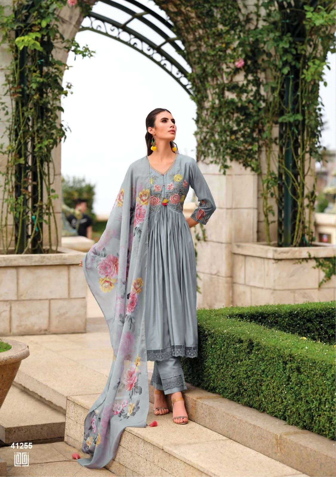 KAILEE FASHION ROZANI ALIA STYLE KURTI WHOLESALE CATALOG