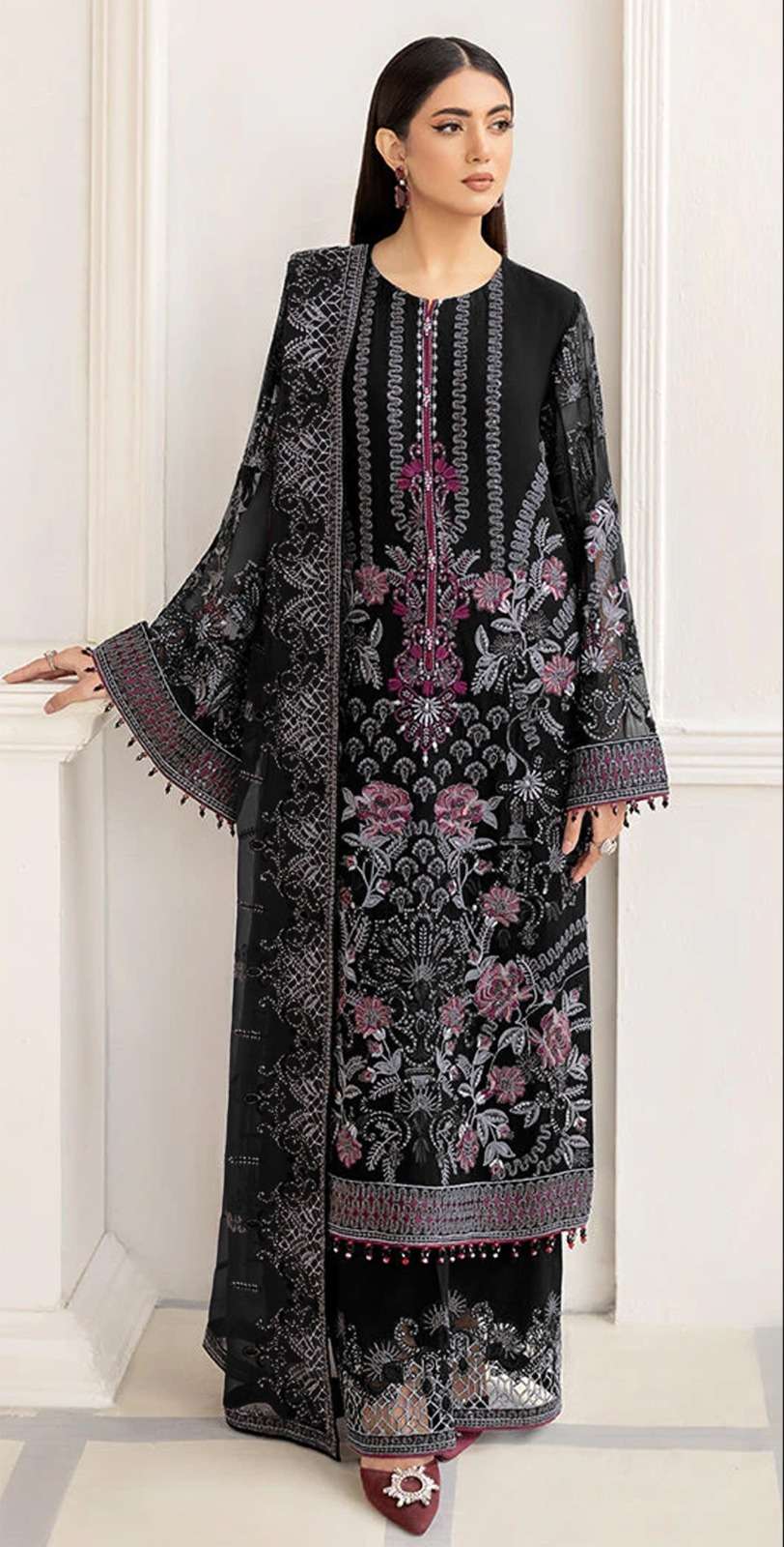 Motifz D -362 Georgette with embroidery Salwar Kameez Wholesale catalog