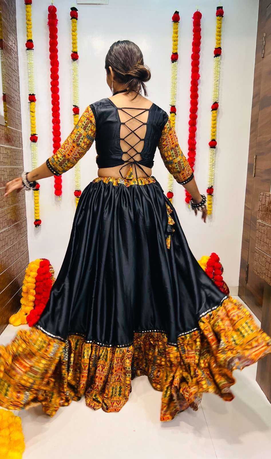 NAVRATRI AWY-7056 LEHENGA CHOLI Wholesale catalog