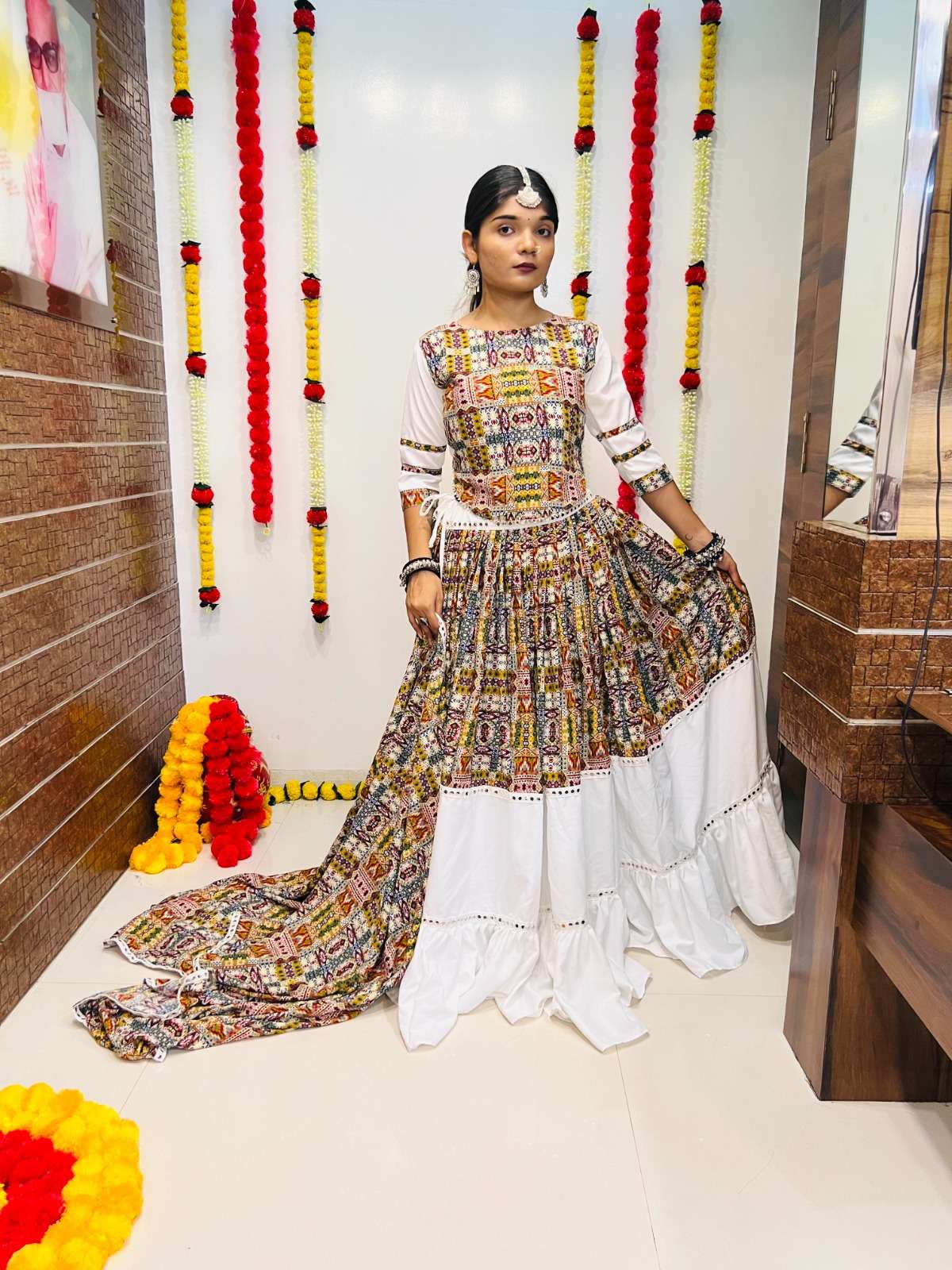 NAVRATRI AWY-7057 LEHENGA CHOLI Wholesale catalog