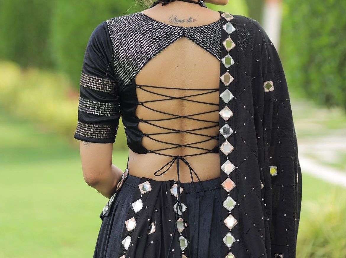 NAVRATRI D-7065 TRADITIONAL  Lehenga Choli Wholesale catalog