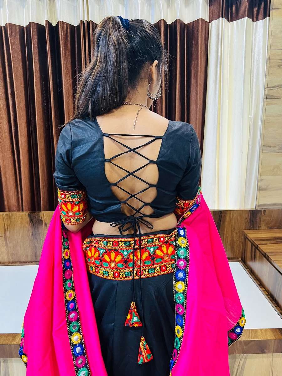 RAJWADI VOL - 02 7049 NAVRATRI LEHENGA CHOLI Wholesale catalog
