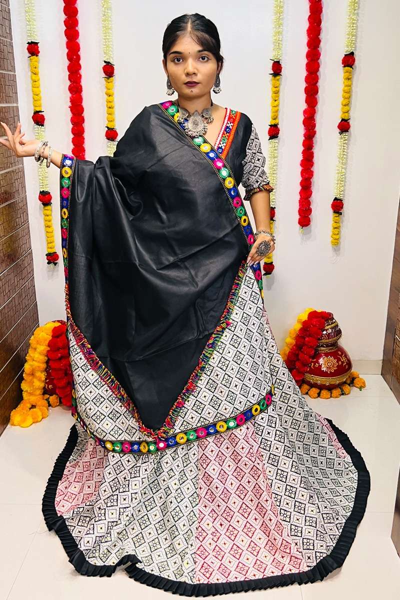 RAJWADI VOL - 07 7036 NAVRATRI LEHENGA CHOLI Wholesale catalog