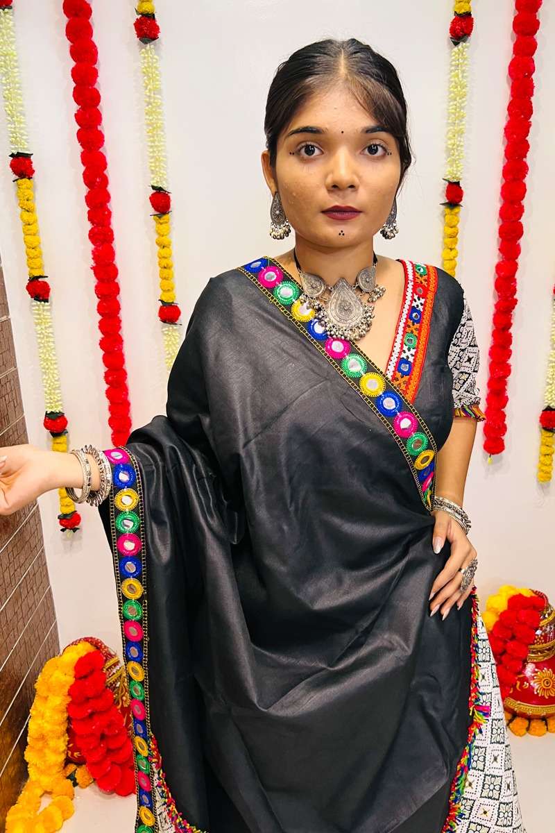 RAJWADI VOL - 07 7036 NAVRATRI LEHENGA CHOLI Wholesale catalog