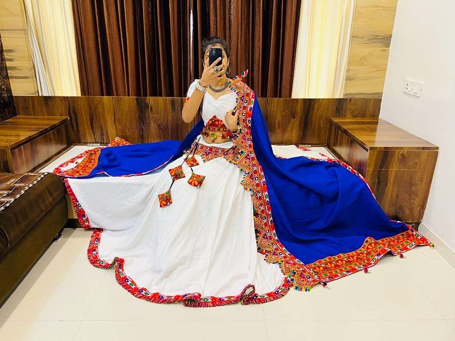 RAJWADI VOL - 08 7053 NAVRATRI LEHENGA CHOLI Wholesale catalog