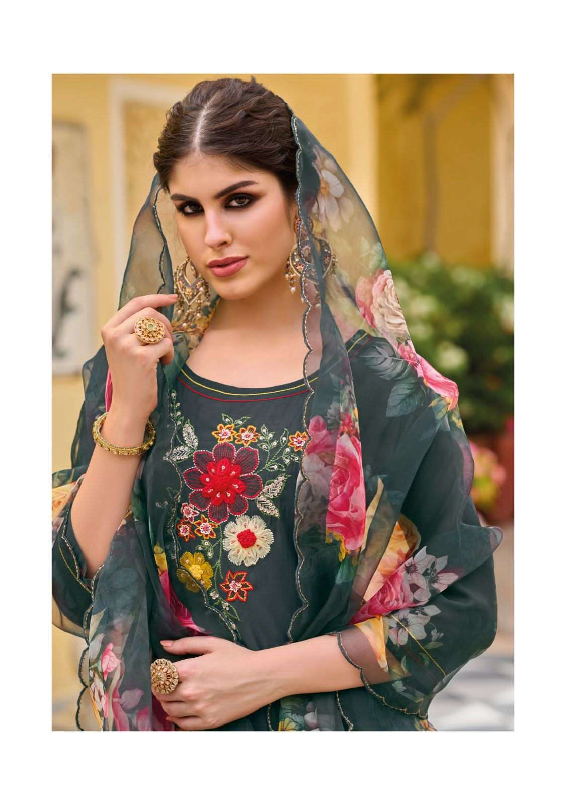 KAILEE FASHION SHEHNAAZ Kurti Wholesale catalog