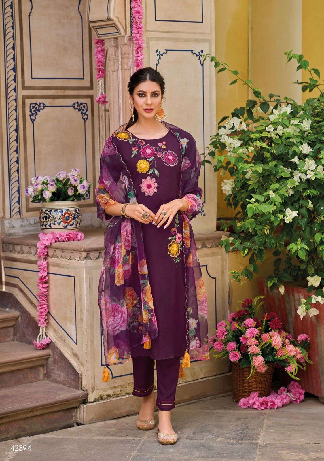 KAILEE FASHION SHEHNAAZ Kurti Wholesale catalog