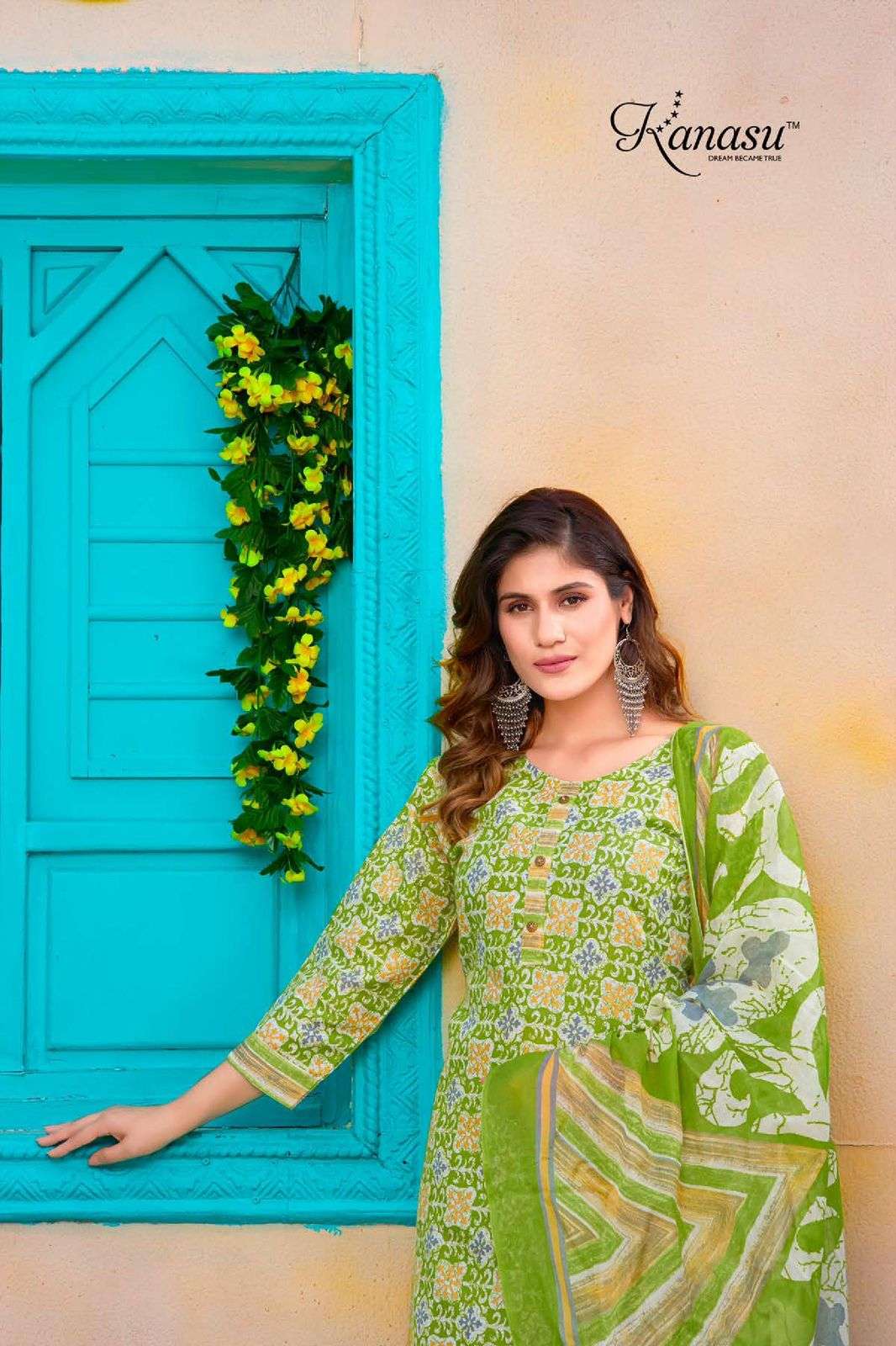 KANASU MONALISHA Kurti Wholesale catalog