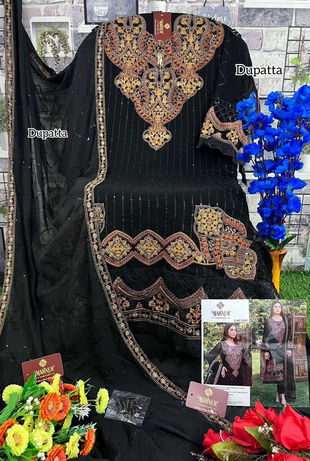 MAHNUR VOL-32 Salwar Kameez Wholesale catalog