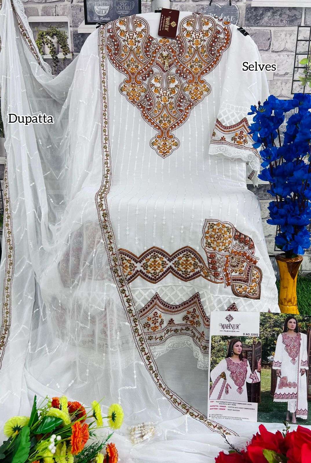 MAHNUR VOL-32 Salwar Kameez Wholesale catalog