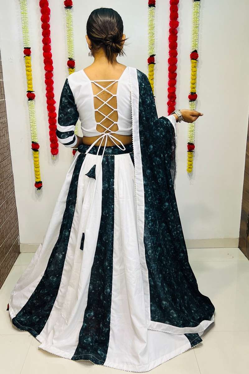 NAVRATRI AWY-7062 CHANIYA CHOLI COLLECTION Lehenga Choli Wholesale catalog