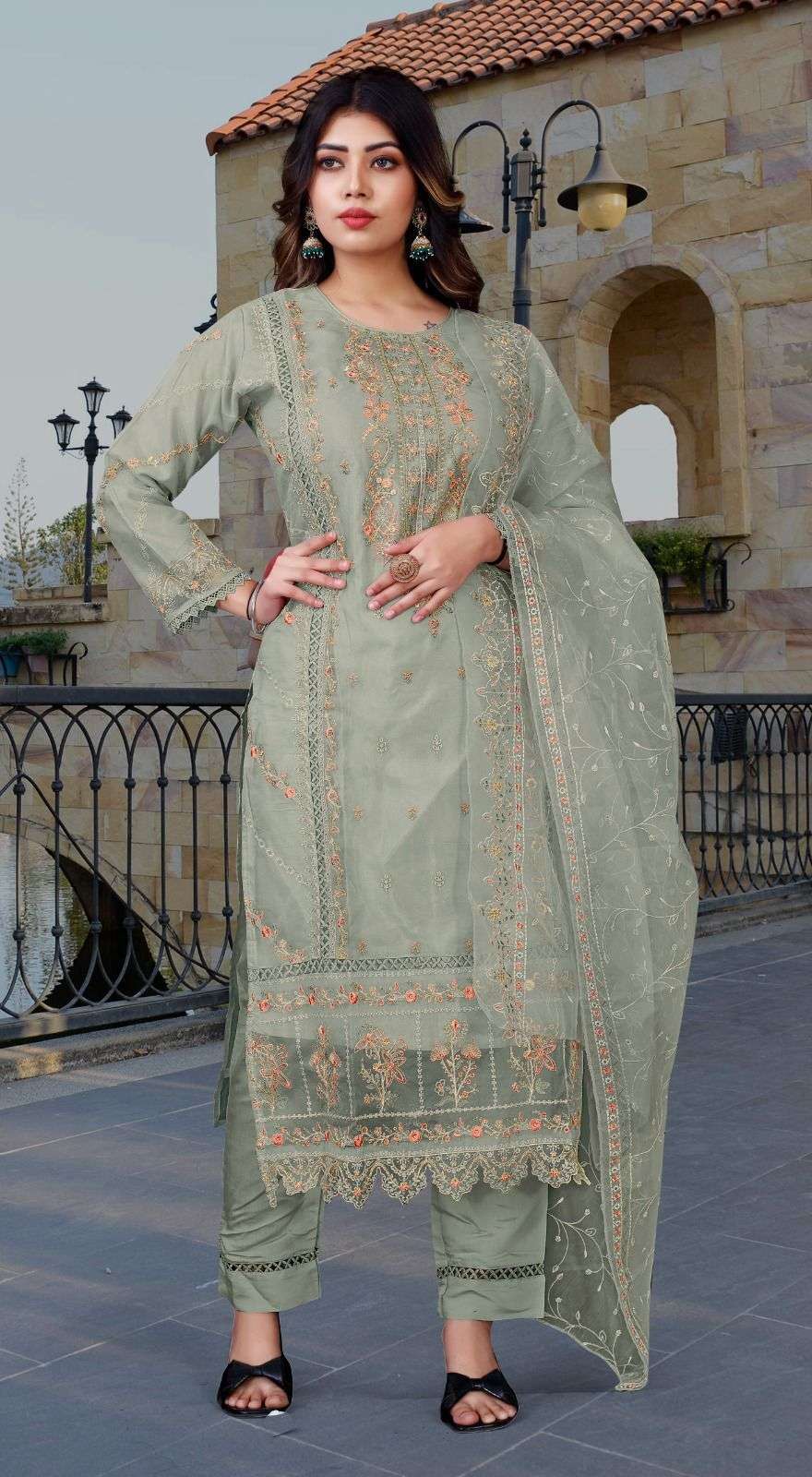 Serine 189  ORGANZA HEAVY EMBROIDERED Salwar Kameez Wholesale catalog
