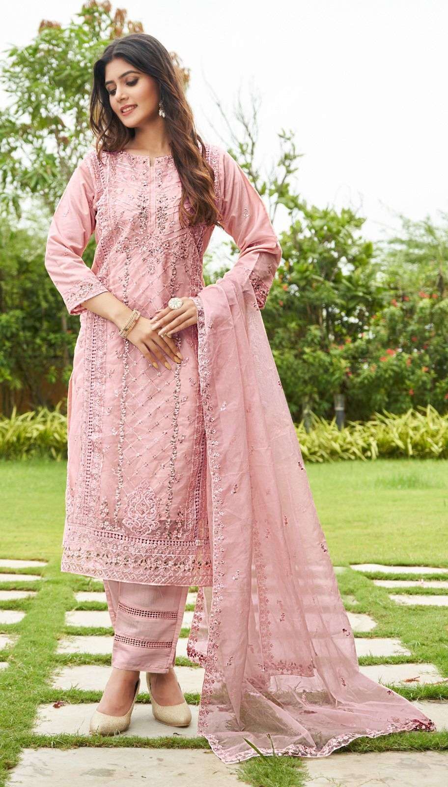 Serine S 190 A To D Organza Pakistani Salwar Kameez Wholesale catalog