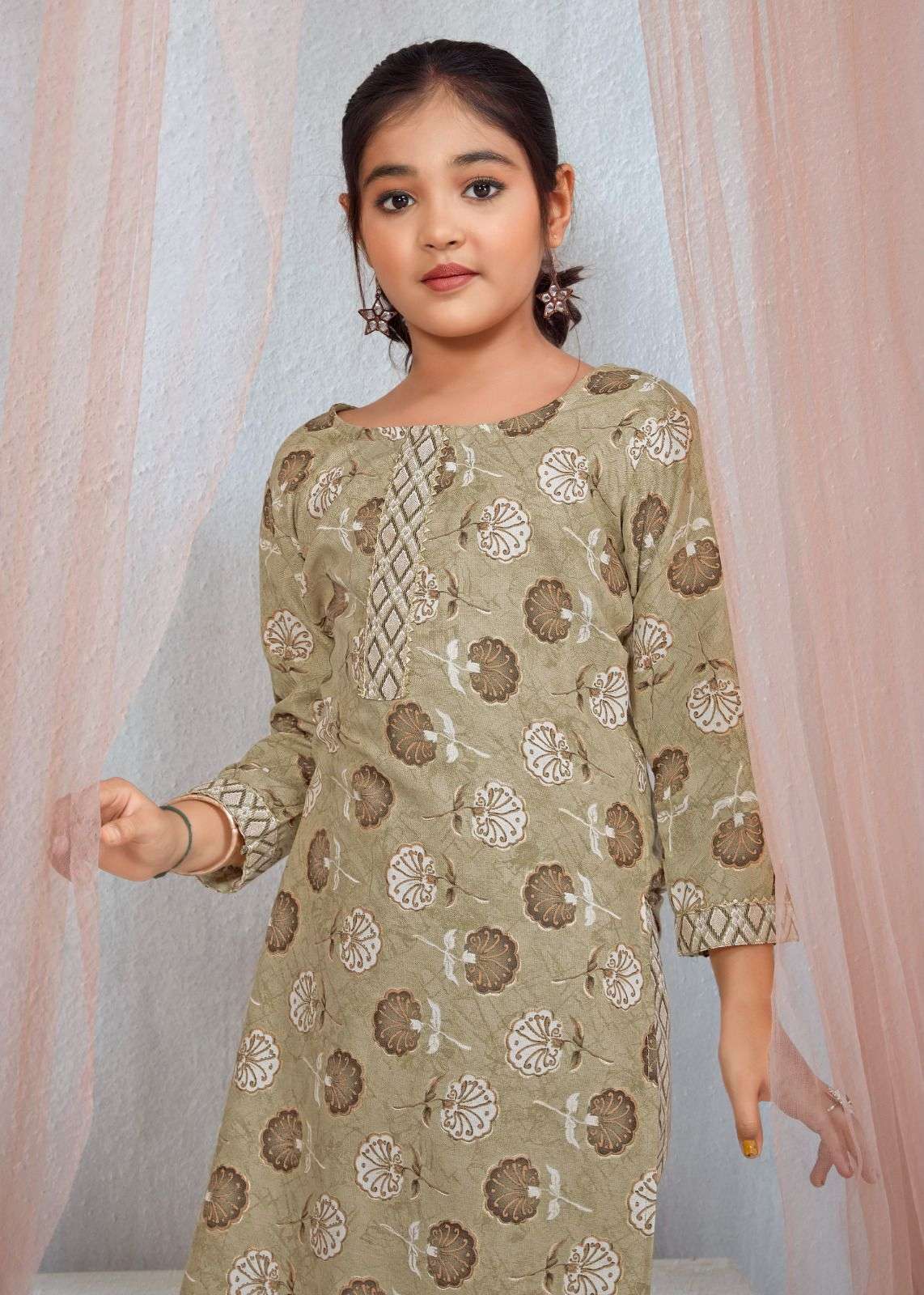 SUJII-2 RAYON COTTON MILL PRINT FOIL Kurti Wholesale catalog