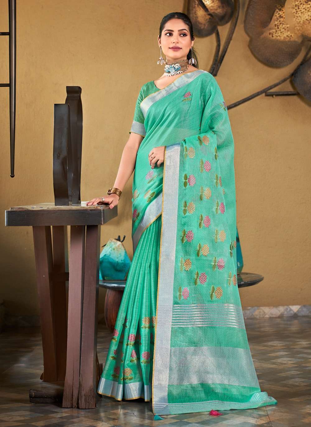 BUNAWAT LINEN QUEEN Embroidery Work Saree Wholesale catalog